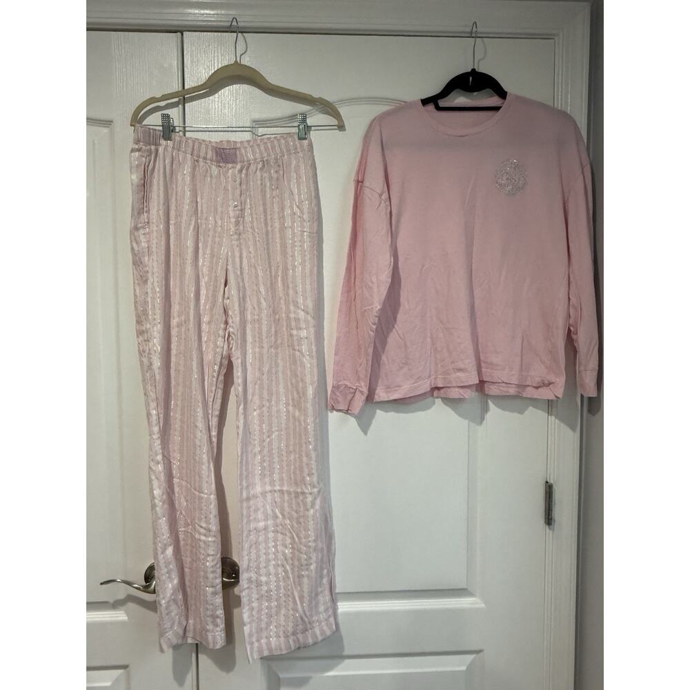 Victoria's Secret Two Piece Long Sleeve Pajama Set Signature Pink Stripe Size S
